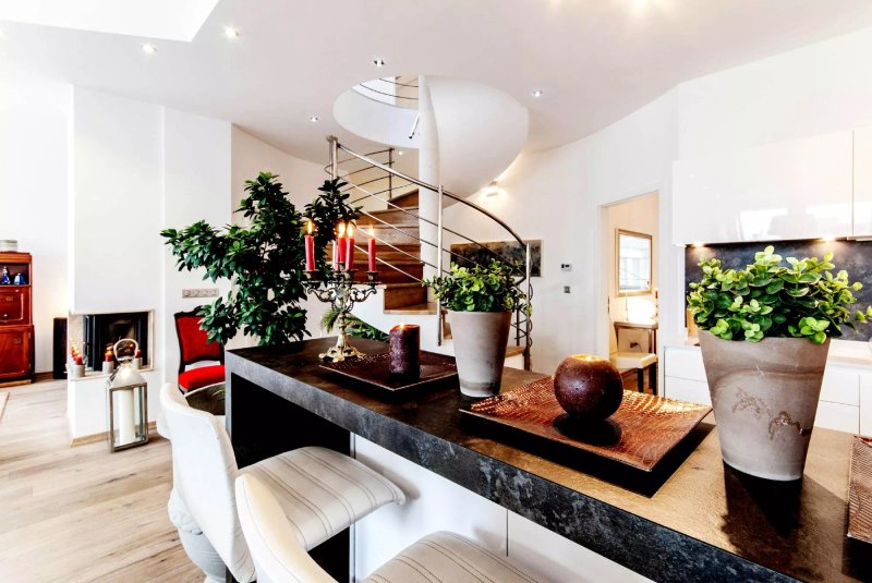 Central Stylish Apartments
