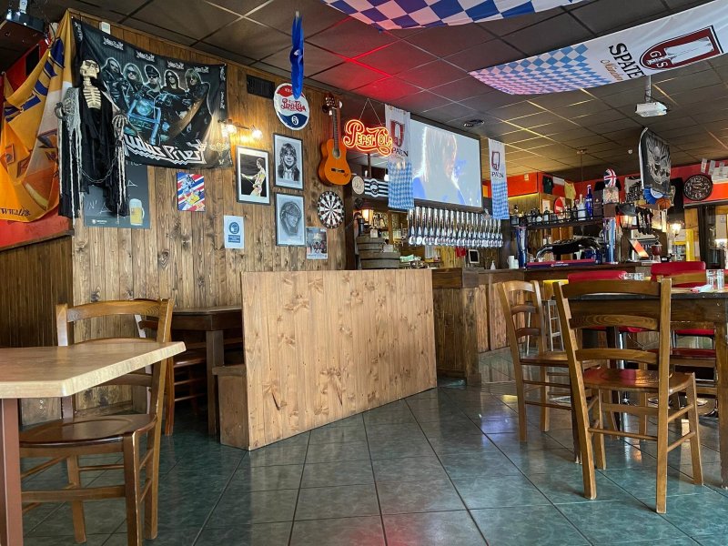 Weisse Pub Pizza
