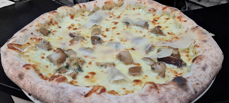 Valentino Restaurant & Pizzerie Roman