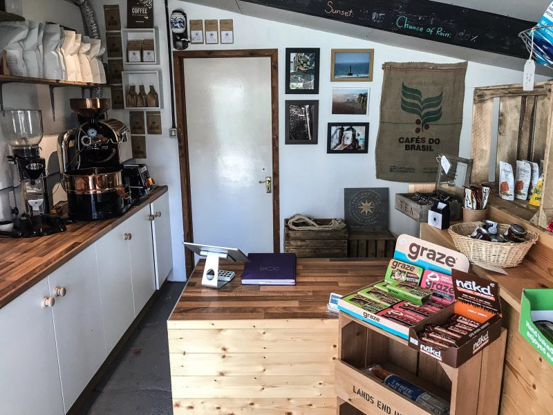 Lands End Hostel and Bed & Breakfast