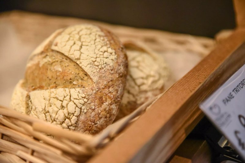 Pane In Salute