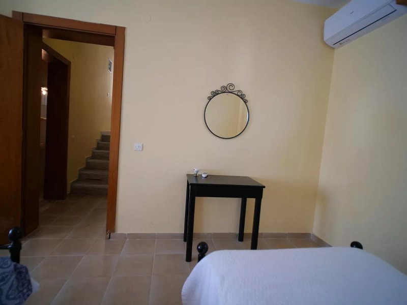 Sithonia Lodge