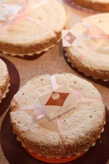 Joel Noyerie Patisserie