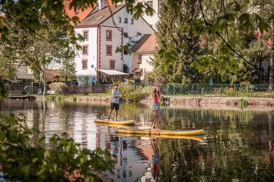 Paddleboarding in Telc