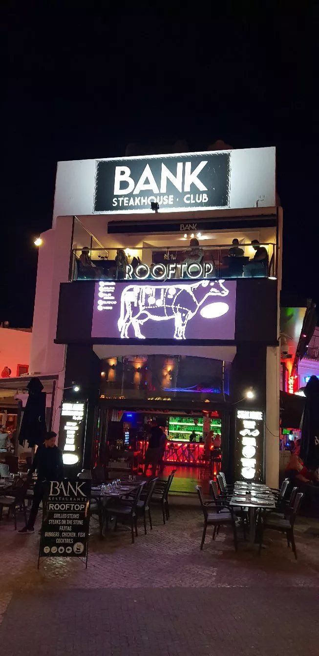 Bank Restaurant & Bar