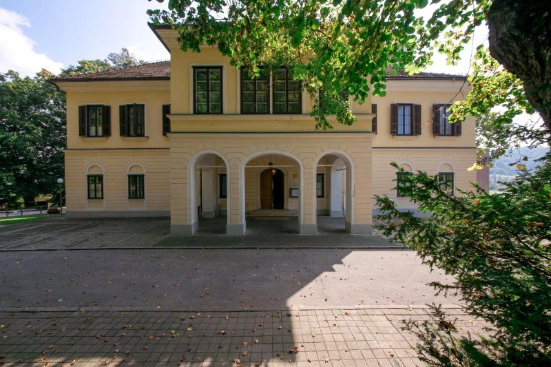Mihanovic Manor Restaurant