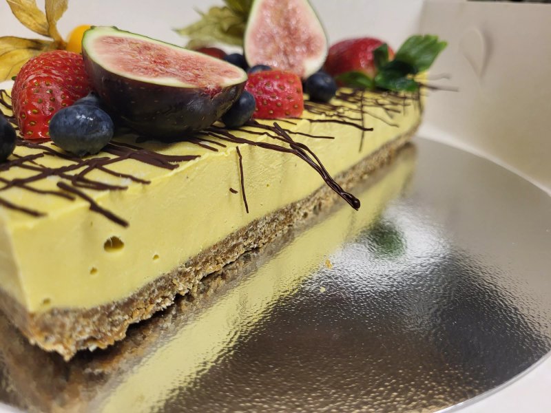 Eat's Healthy - vegan, gluten-free cakes