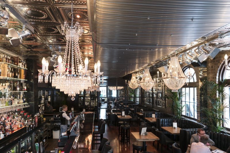 Angel’s Share Hotel, Bar & Restaurant