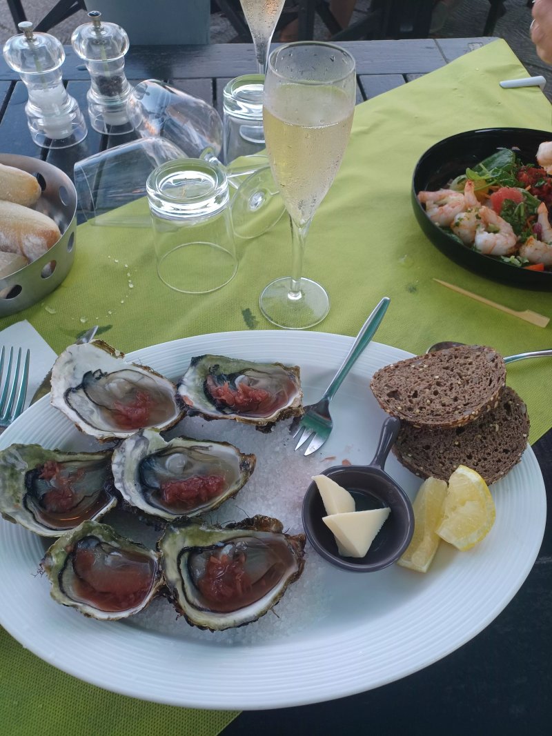 Le 140 Bar-restaurant