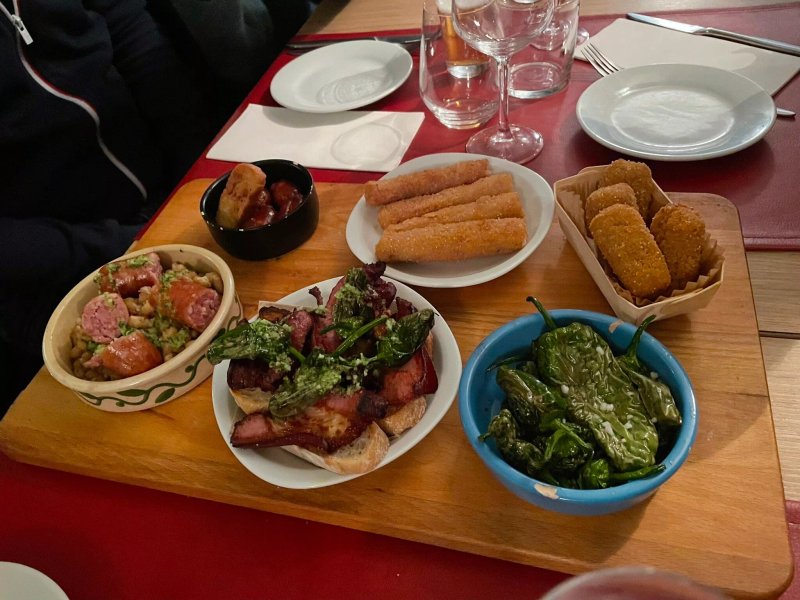 Avila Restaurant, Tapas & Bar