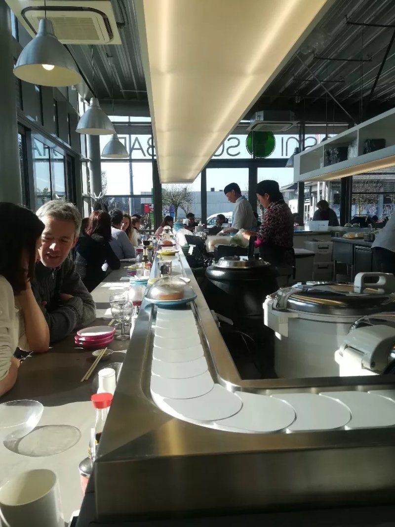 Kokeshi Sushi Bar