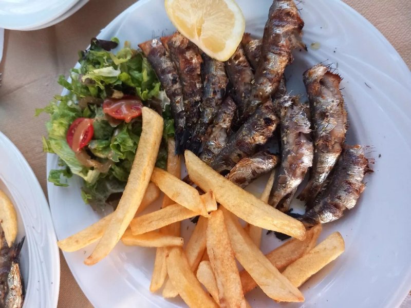 Tsourlis Ouzeri Mezedopolio