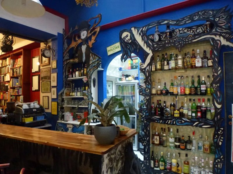 Rehor Samsa Cafe Bar & Knihkupectvi