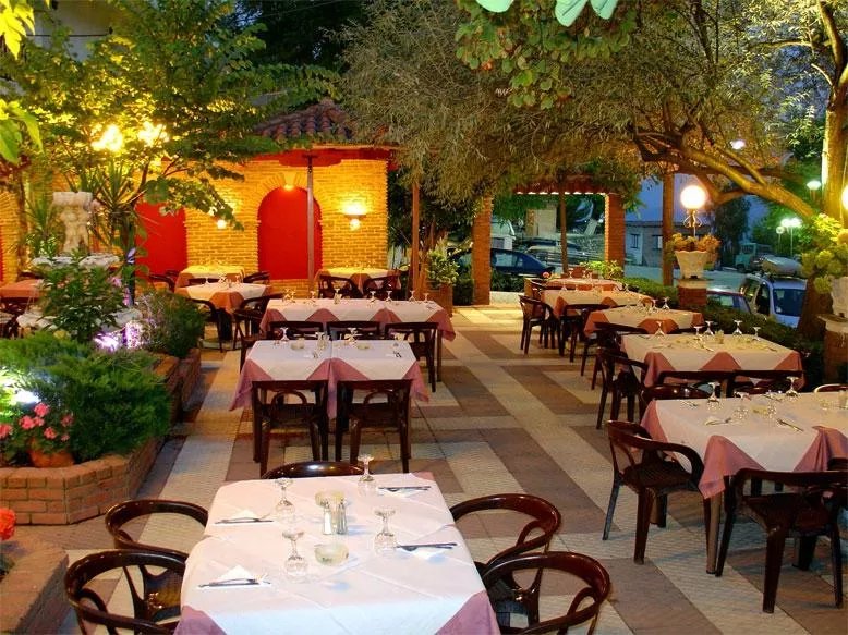 Taverna O Xarilaos