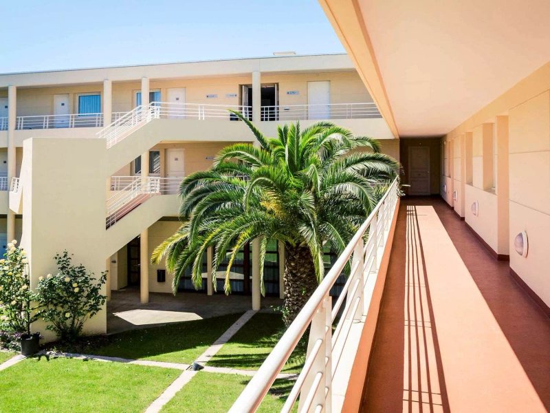 Mercure Cannes Mandelieu Hotel