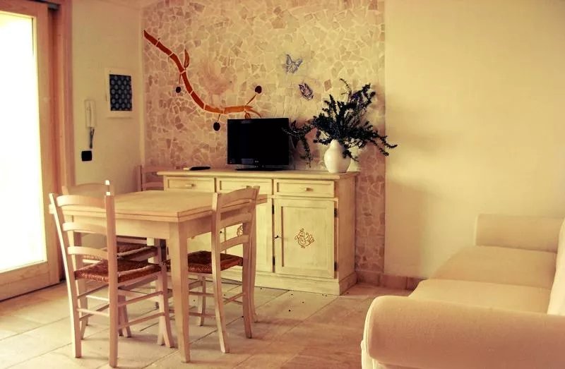 Leo Village Residence