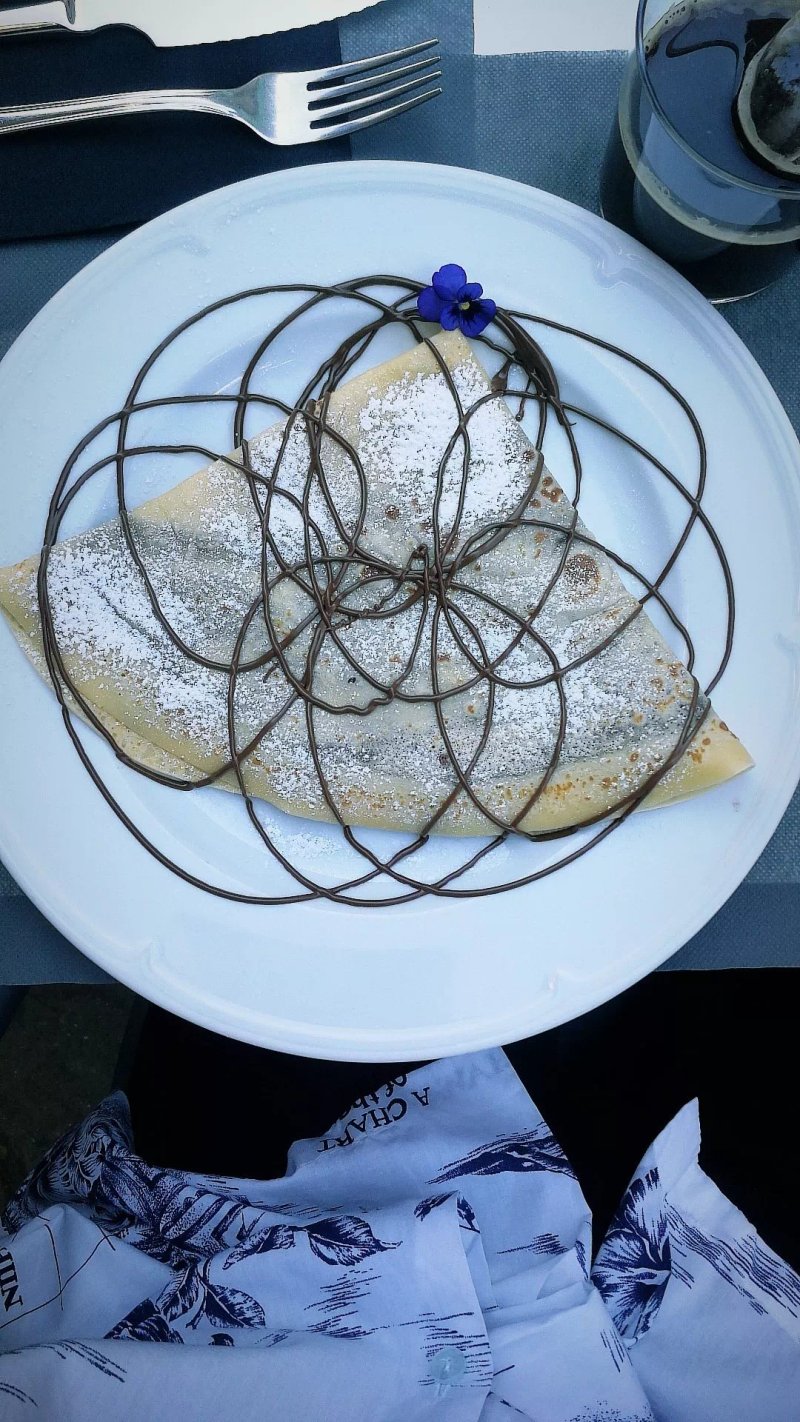 El Salon Del Crepe