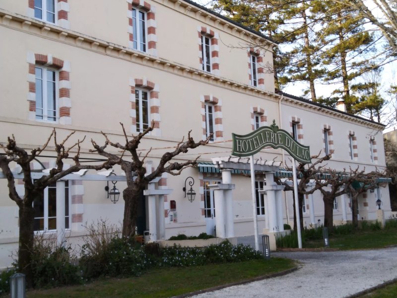 Hotellerie Du Lac