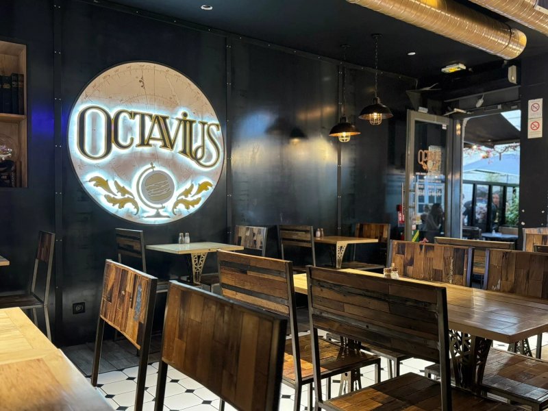 Octavius Burger