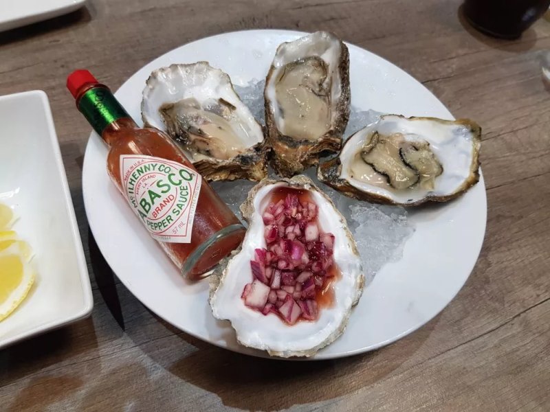 Bronek's Fish Restaurant