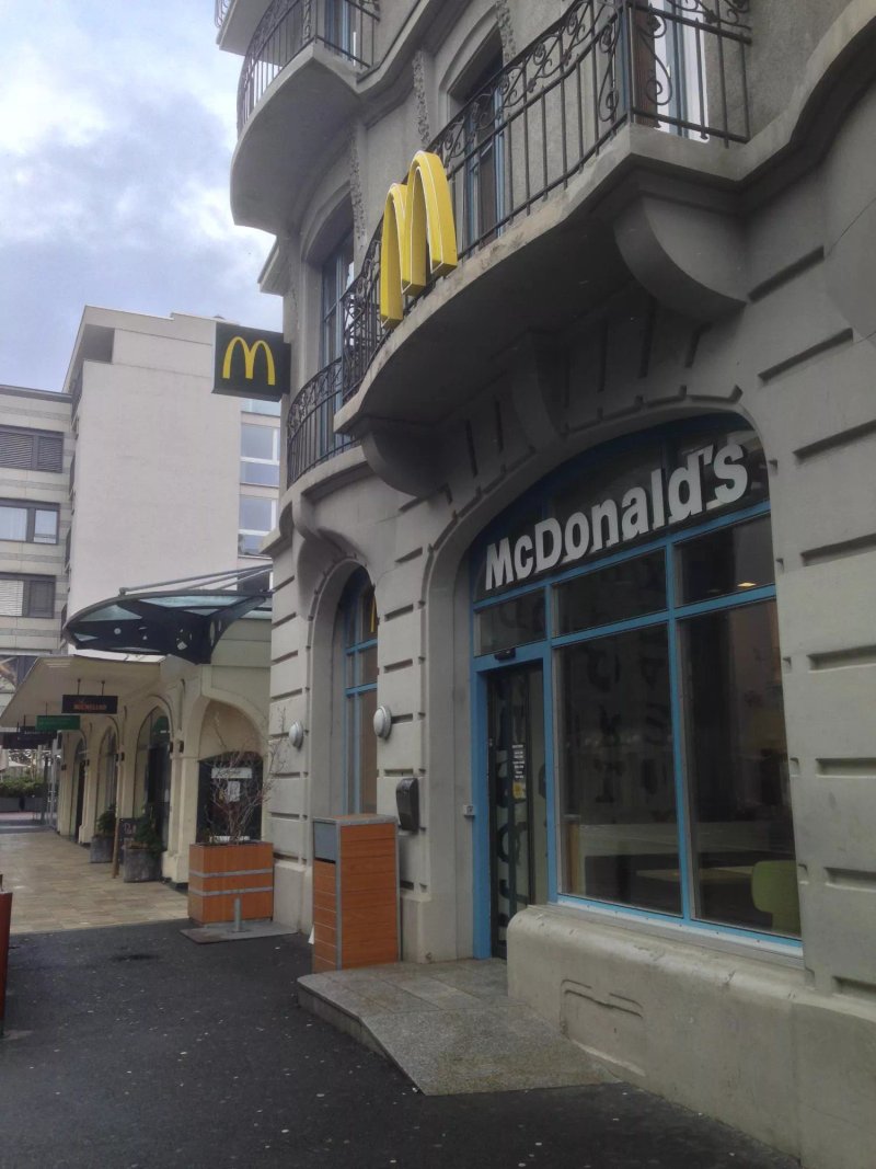 Mcdonald's Restaurant