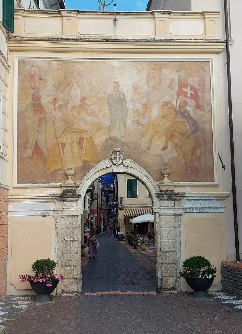 Main Entrance of Gate Square