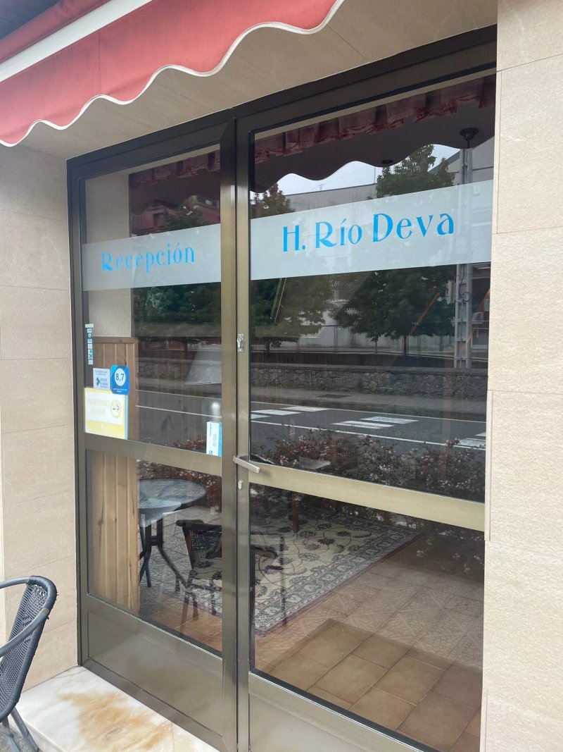 Hostal Río Deva