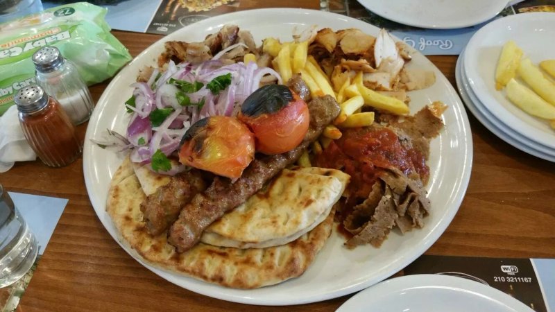 Savvas Roof Garden - Souvlaki & Kebab