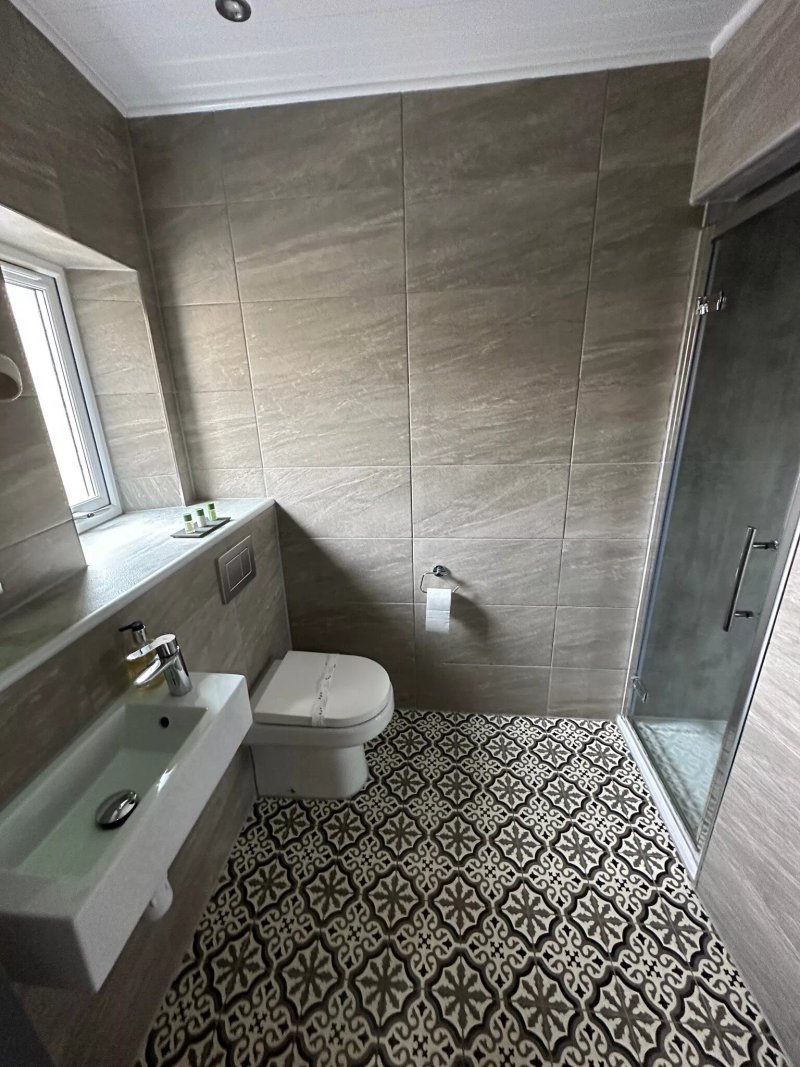 Irvine Guest House