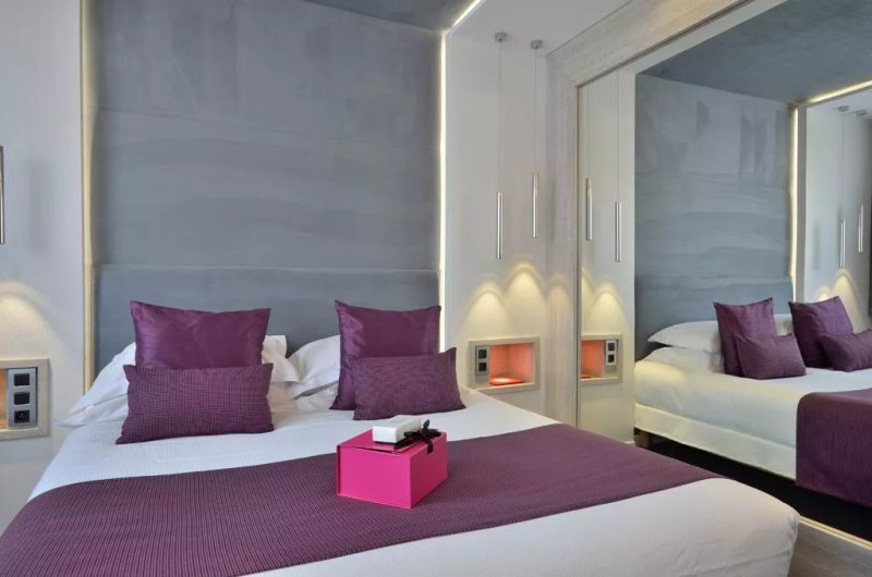Cezanne Hotel