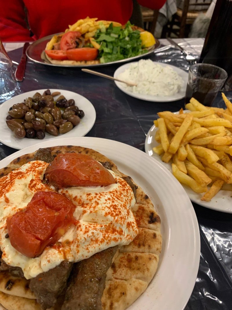 Bairaktaris Taverna Stathmos