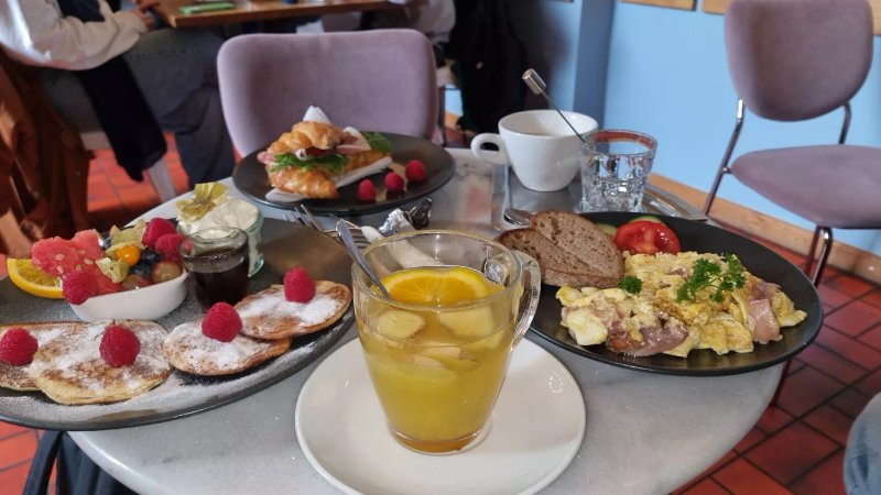Cafe Lotte