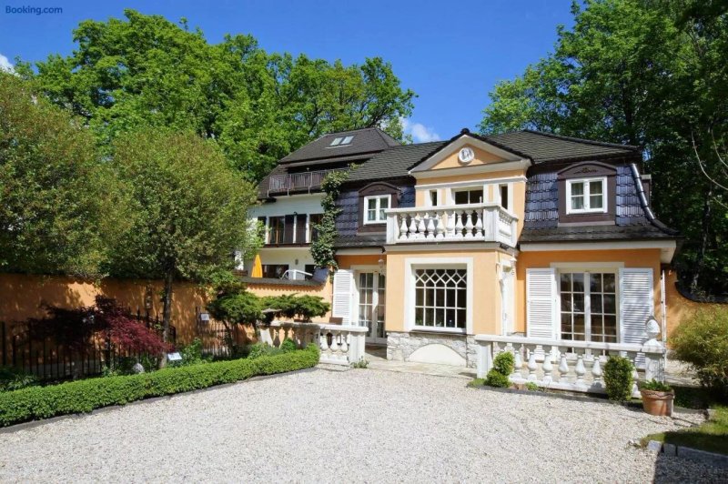 Historisches Fahrhaus Wendenschloss