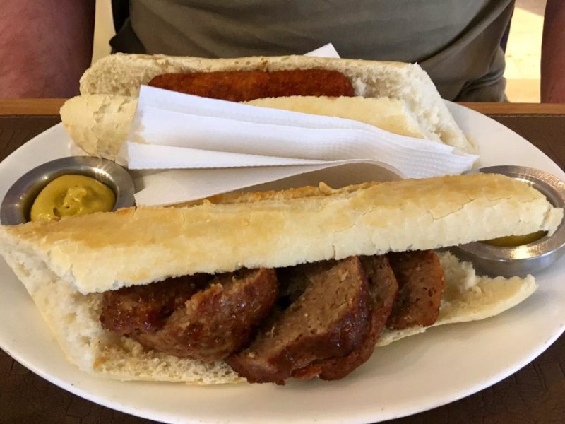 Ely's Luncherie Restaurant Snackservice Valerius