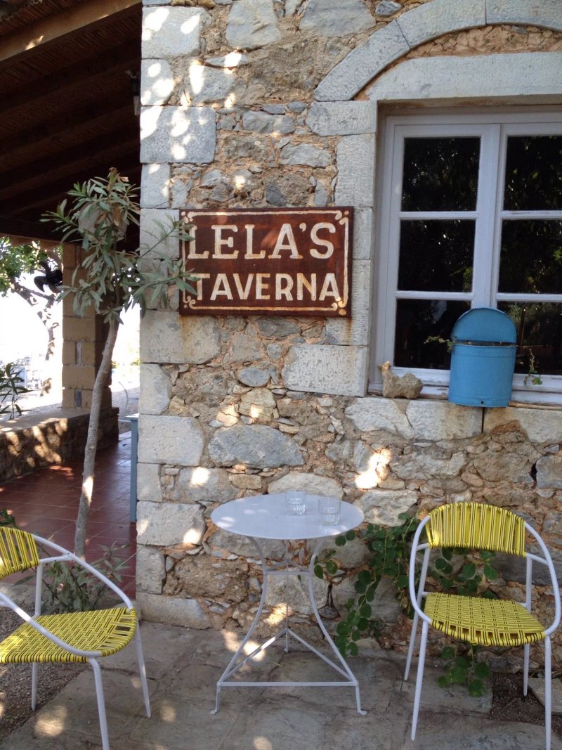 Lela's Taverna & Rooms