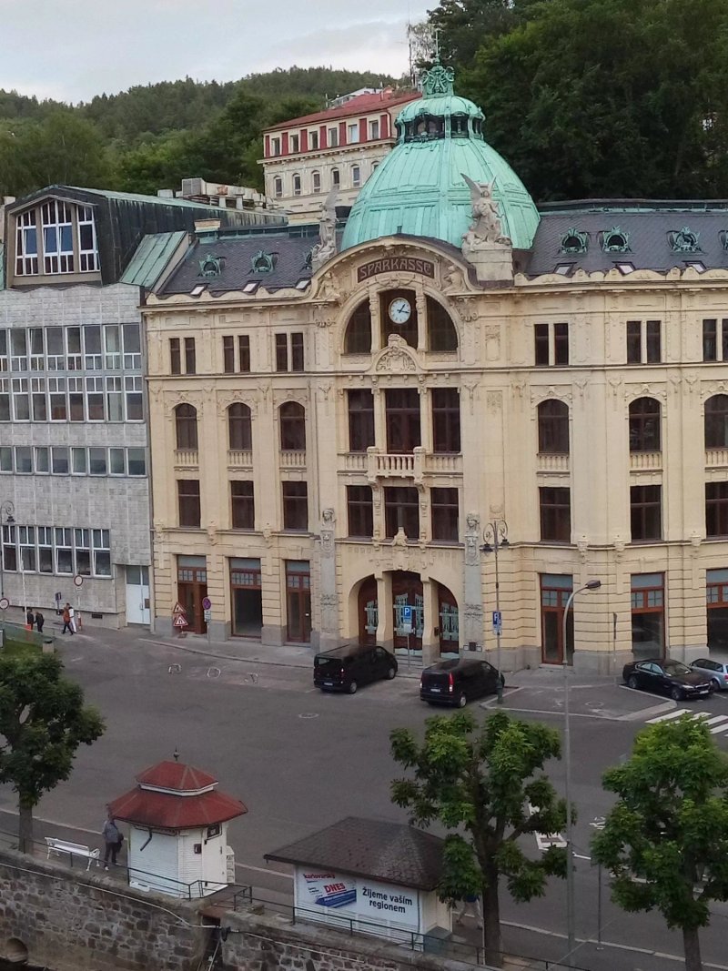 EA Hotel Mozart
