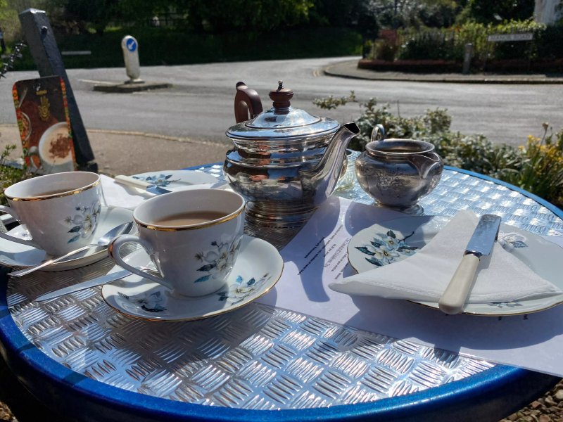 Petals Tea Room (bistro)