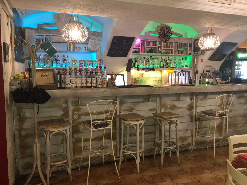 Psy Port Cafe & Bar