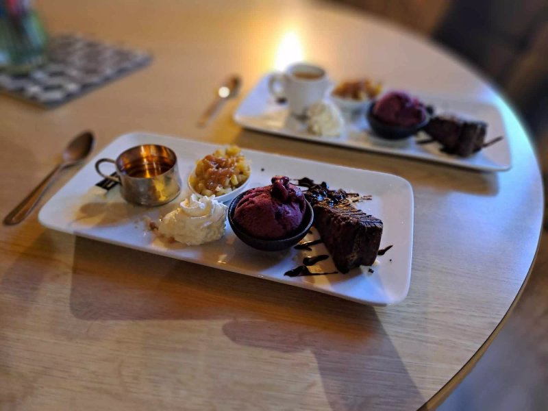 Aroma Restaurant & Hotel De Village