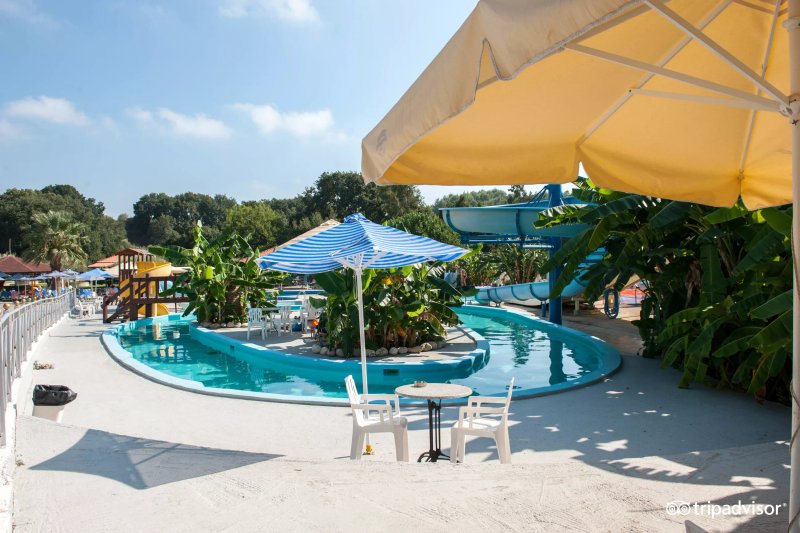 Kanali Hotel