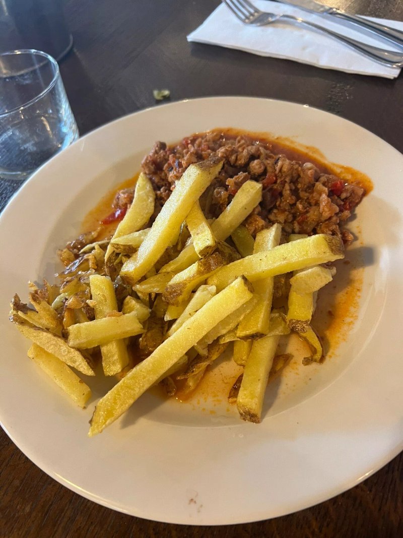 Mameta Bistro