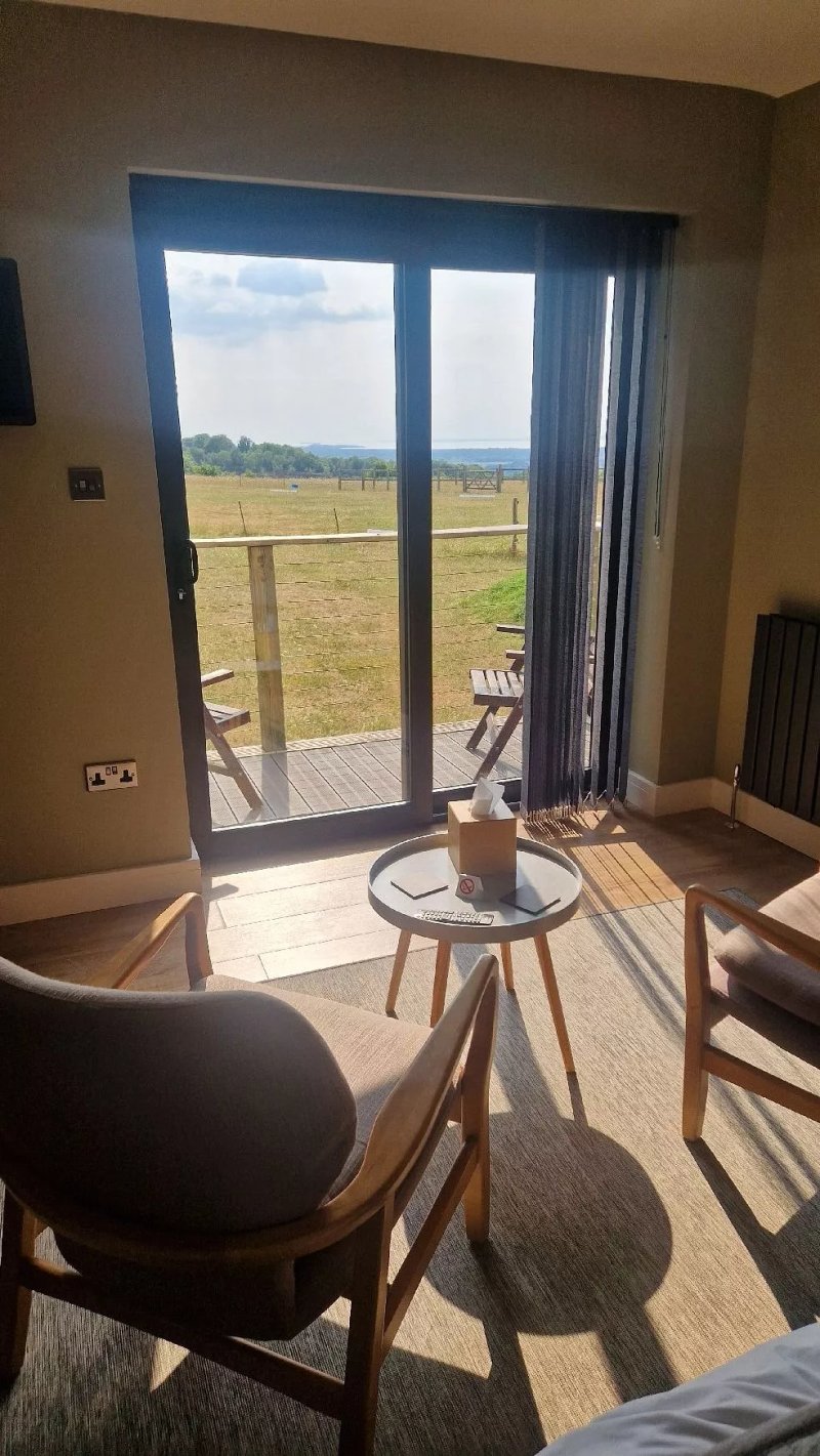 Open Acres Accomadation and Airport Parking