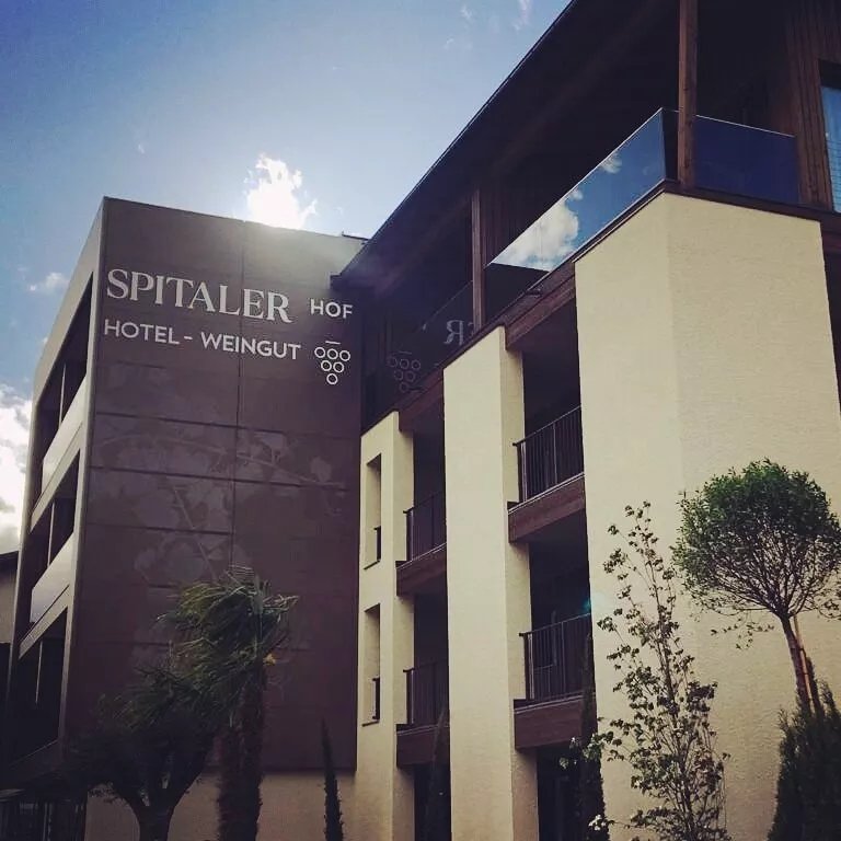 Weingut & Genusshotel Spitalerhof