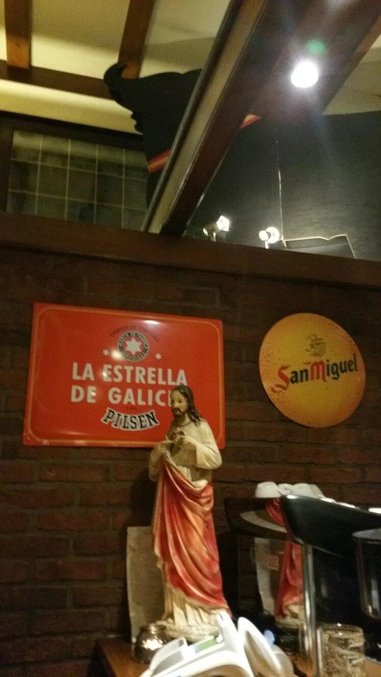 Una Mas