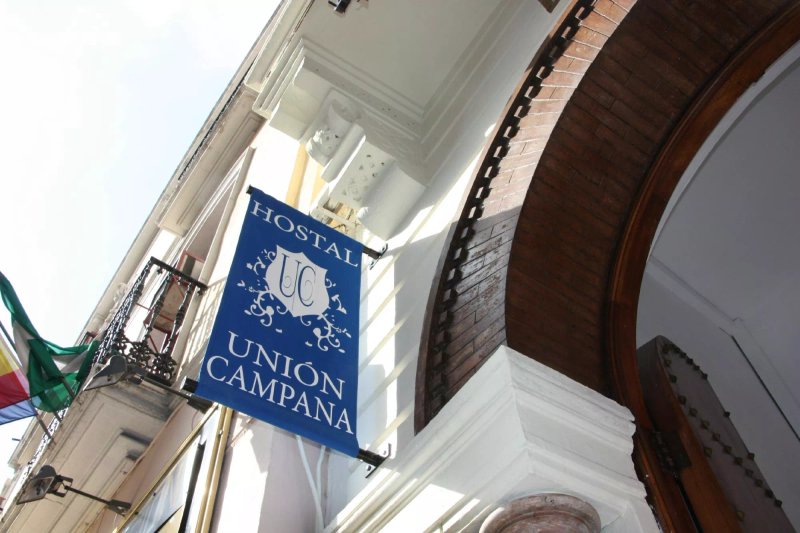 Union Campana Hostal