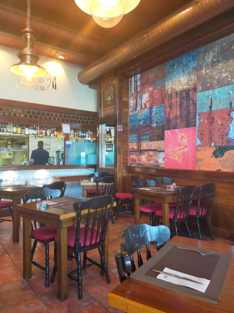 La Pardela Restaurant