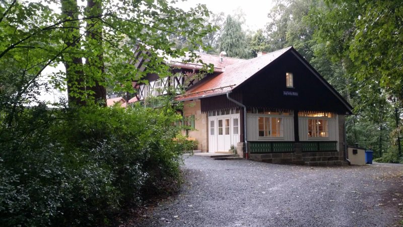 Waldhuette