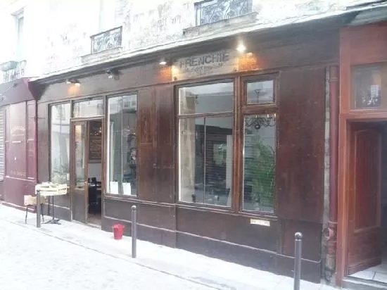 Frenchie - Rue du Nil