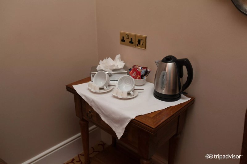 Annebrook House Hotel