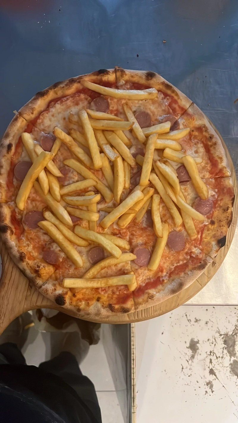Cez Gastropizza Karenderia